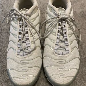 silver and white tns